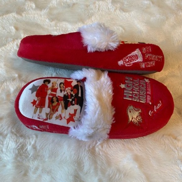 Disney High School Musical Slippers Girls Size 4-5 - Picture 3 of 11